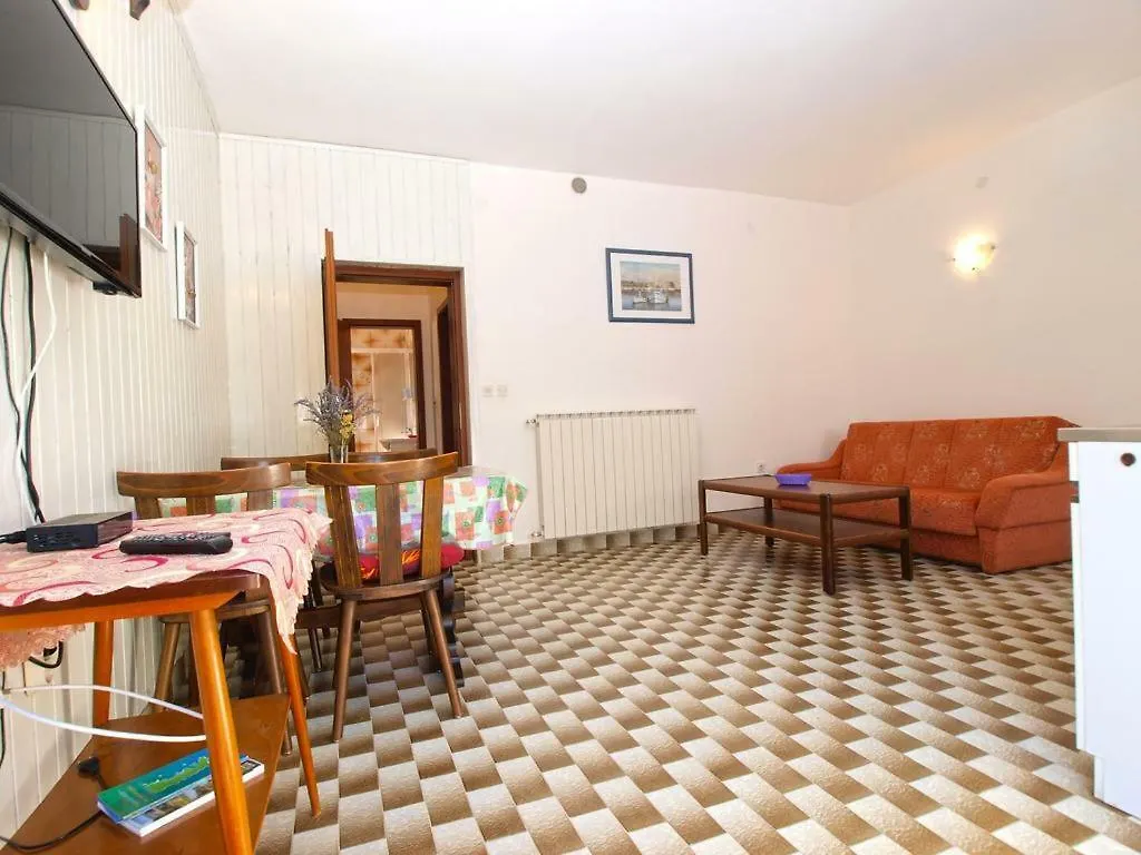 *** Casa de hóspedes Apartment Burmy PUY Croácia